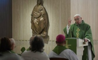 El Papa invita a hacer memoria y no olvidar la historia que Dios hace con cada uno