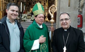 Visita México obispo argentino en busca de sacerdotes.