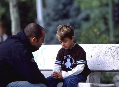 ¿Qué le digo a un niño que pregunta por qué Dios se llevó a su papá?