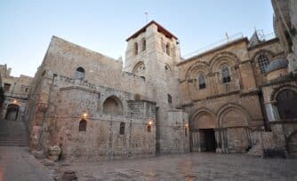 Reabren iglesia del Santo Sepulcro en Tierra Santa