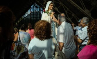 Se recuerdan los 160 años de las apariciones de la Virgen María en Lourdes