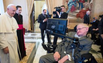 Científicos del Vaticano lamentan la muerte de Stephen Hawking