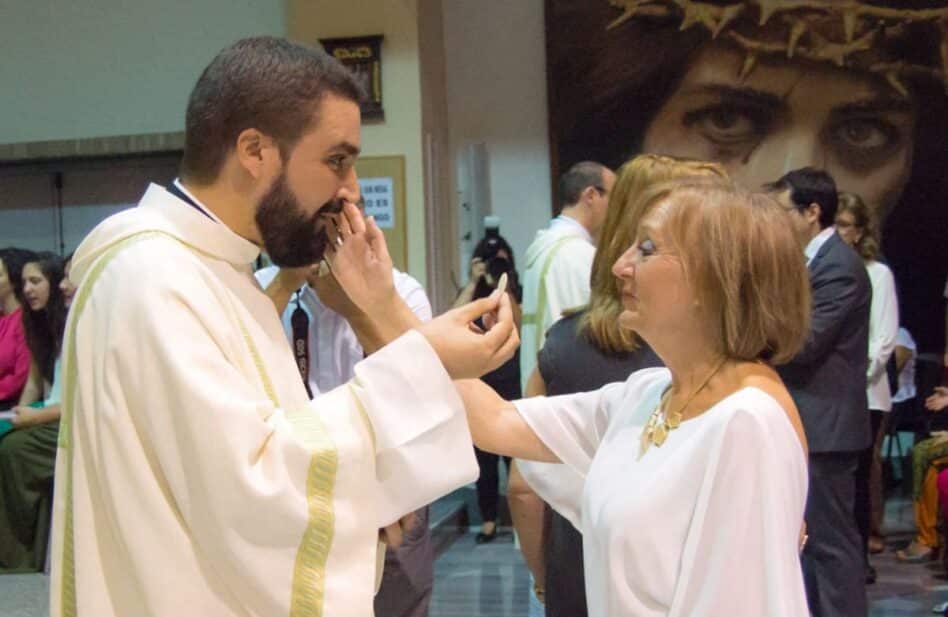 Carta a las mamás de los sacerdotes