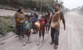 La Iglesia en Guatemala clama ayuda  tras la erupción del Volcán de Fuego