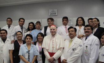 Galería de Visita del Card. Carlos Aguiar al Hospital Juárez de México