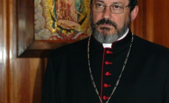 Mons. Glennie toma posesión como  Vicario General de la Arquidiócesis