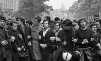 Los jóvenes, 50 años después del 2 de octubre