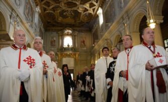 La Orden Ecuestre del Santo Sepulcro de México será recibida por el Papa