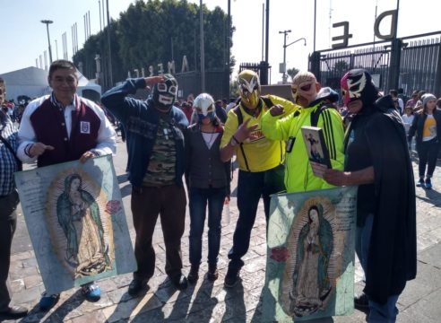 Peregrinan luchadores a la Basílica de Guadalupe