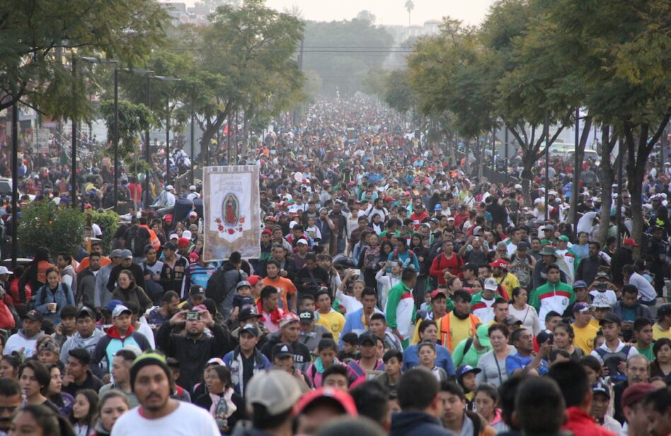 10 millones de peregrinos cantan las Mañanitas a la Virgen de Guadalupe