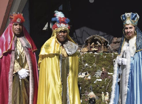 Los Reyes Magos que llevan alegría a los niños enfermos