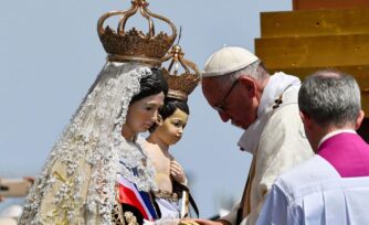 El día que el Papa Francisco le prometió a la Virgen del Carmen no ver TV
