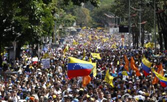 Los obispos de Venezuela piden evitar la violencia