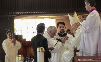 Homilía del Cardenal Carlos Aguiar en la ordenación de diáconos