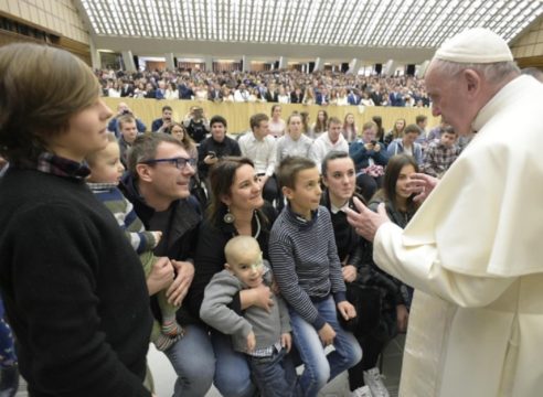 ¿Cómo se debe rezar, según el Papa Francisco?