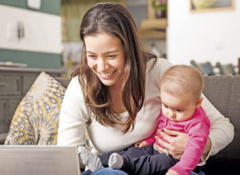 Madres que trabajan: cómo educar a los hijos y trabajar