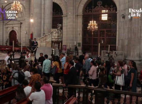 El Cardenal Aguiar preside la Liturgia de la Pasión en Catedral