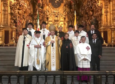 El Cardenal Aguiar recibe a miembros de la Orden del Santo Sepulcro