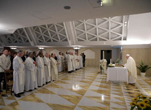 El Papa pide a Santa Catalina que interceda por la unidad de la Iglesia