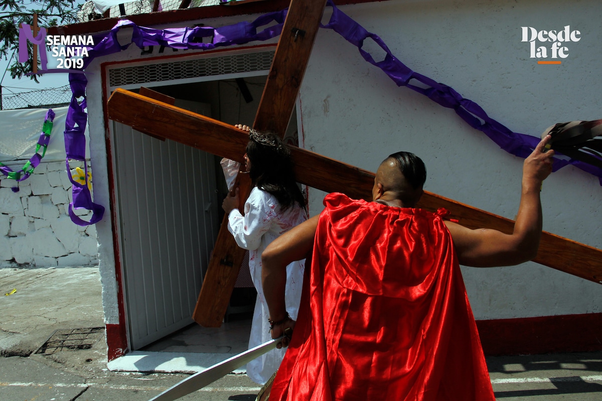 Representación del Viacrucis en el Reclusorio Oriente 2019. Foto: Alejandro García