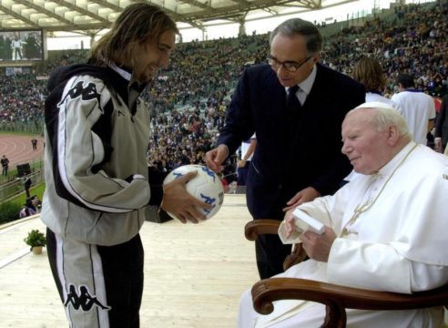 Juan Pablo II, el santo al que los porteros deben encomendarse