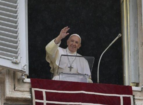 Seamos dóciles al Espíritu Santo, Él nos guía: Papa Francisco