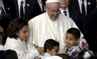 ¿Qué es la cariñoterapia? El gesto del Papa Francisco que nació en México