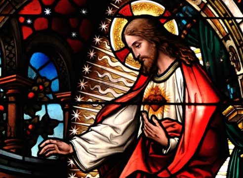 Estas son las 12 promesas del Sagrado Corazón de Jesús para ti