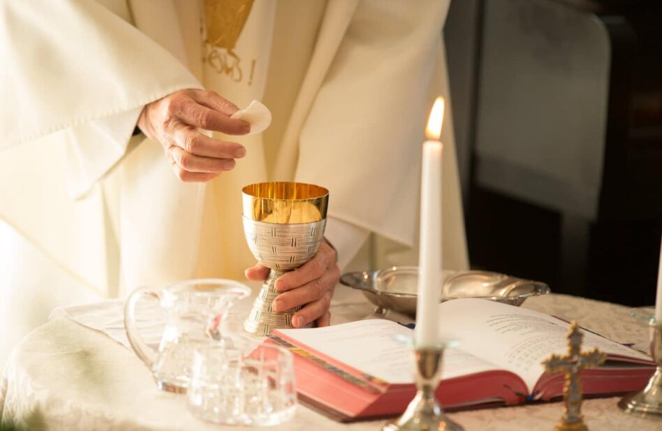 A nuestros sacerdotes