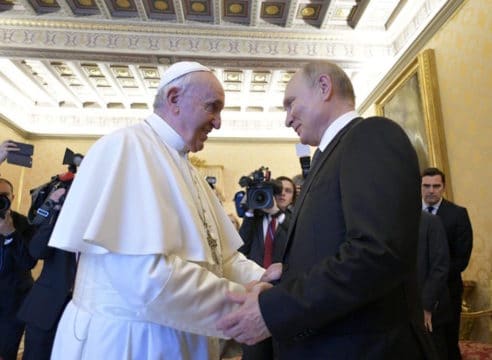 ¿De qué hablaron el Papa Francisco y Vladimir Putin?