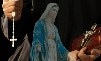 ¿La Virgen María tiene presencia en los exorcismos?