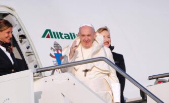 El Papa Francisco ya está en África