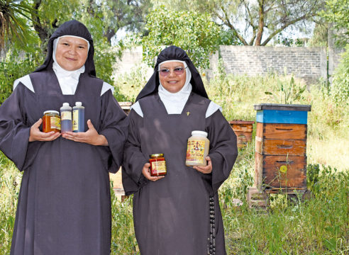 Carmelitas Descalzas: una vida entre la oración y la miel