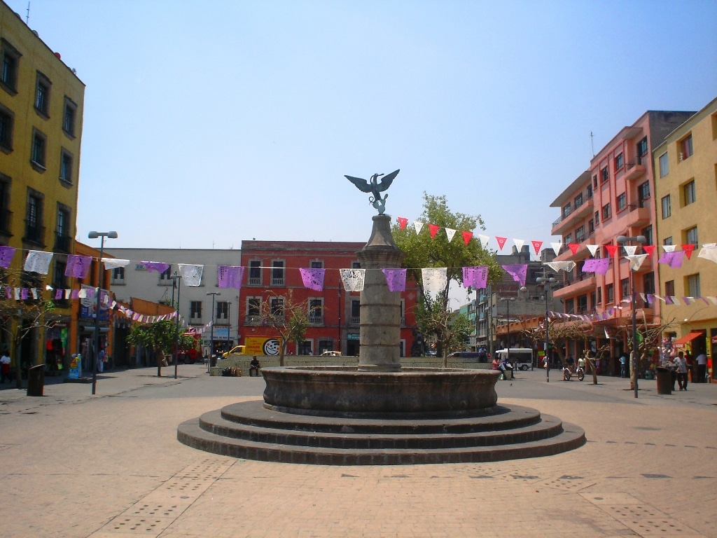 Plaza de la Aguilita en el barrio de la Merced.