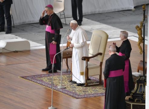 Papa Francisco: chismes y rumores son un cáncer que daña a la Iglesia