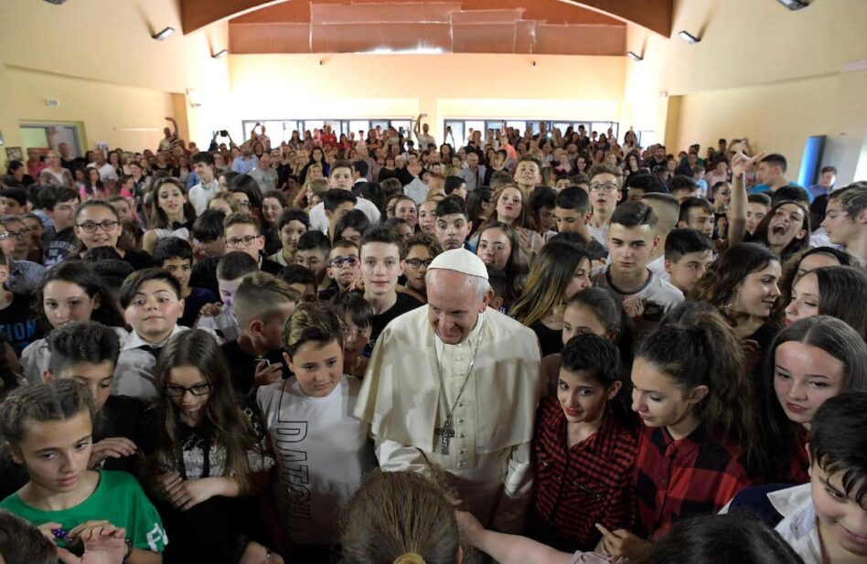 El Papa Francisco llama a reconstruir el pacto educativo global