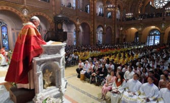 El Papa en Tailandia: Jóvenes, no teman al futuro, el Señor los espera