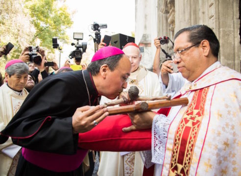 Monseñor Adolfo Castaño tomó posesión como Obispo de Azcapotzalco