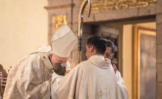 Homilía del Cardenal Carlos Aguiar en la Misa de Nochebuena