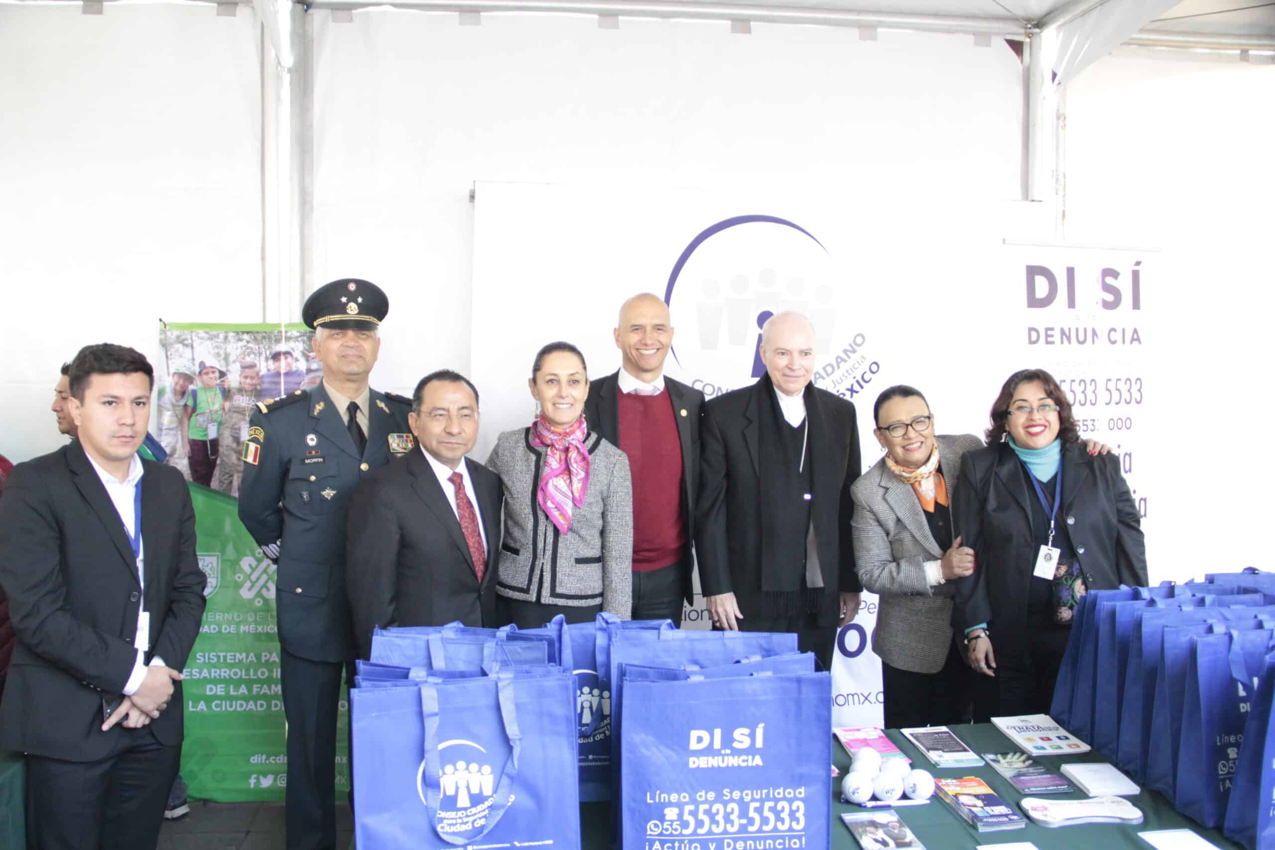 Programa Sí a la paz, sí al desarme. Foto: Alejandro García.