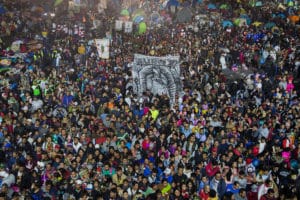 Peregrinos en el Atrio de las Américas de la Basílica de Guadalupe. Foto: María Langarica