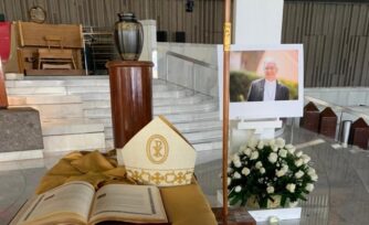 Despiden a Monseñor Daniel Rivera en la Basílica de Guadalupe