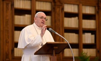 “Sin alegría no hay santidad”: Papa Francisco en Día de Todos los Santos