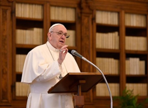 “Sin alegría no hay santidad”: Papa Francisco en Día de Todos los Santos