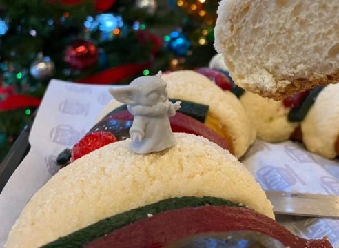 ¿Rosca de reyes de Baby Yoda? Esto opina un sacerdote