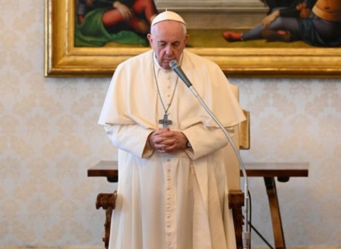 Papa Francisco: El pueblo iraquí tiene derecho a vivir en paz