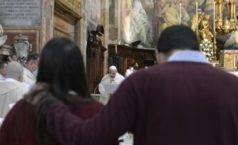 El Papa sobre la Divina Misericordia: Necesitamos dejarnos perdonar