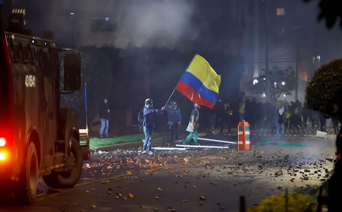 Protestas en Colombia por la Reforma Tributaria del presidente Iván Duque. Foto: EFE.