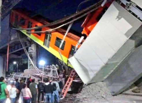 La Iglesia se une en oración por víctimas de la Línea 12 del Metro