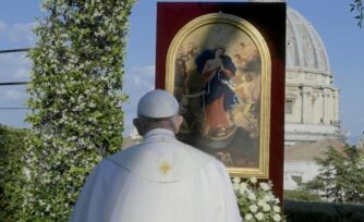 Únete al Papa en un minuto de oración por la paz